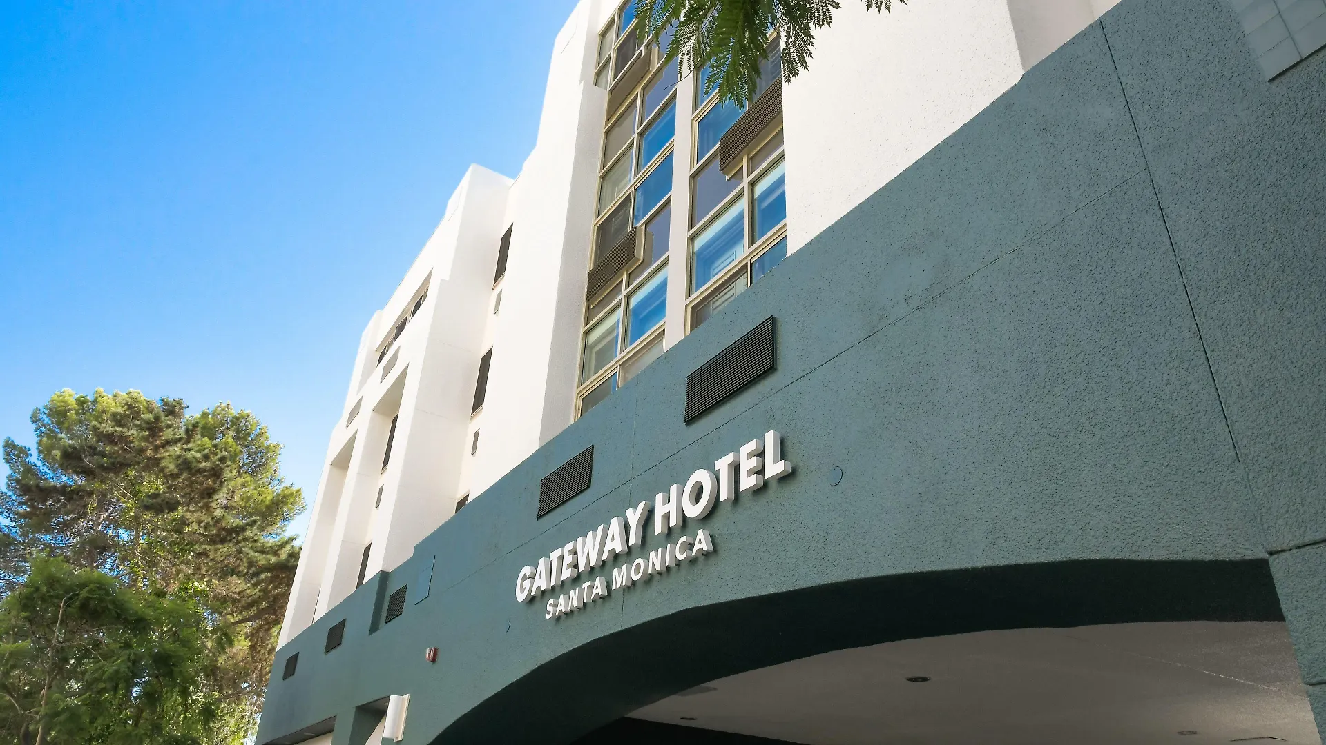 4 Smart Design Hotels In Santa Monica Worth Booking