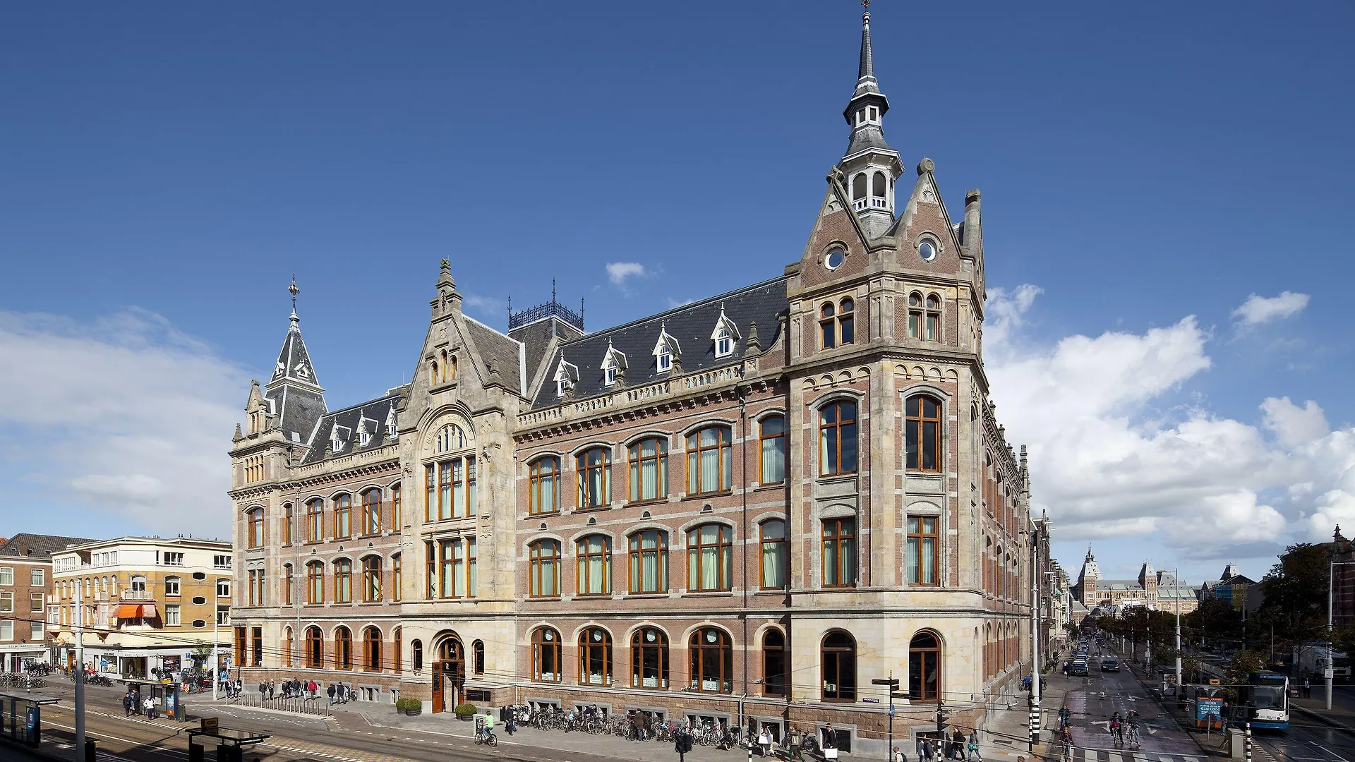 Where to Stay in Museumkwartier: 15 Beste Hotels Vergeleken
